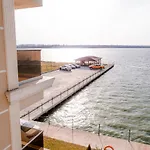 Solid Apartment *