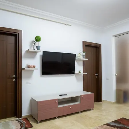 Solid Apartment *
