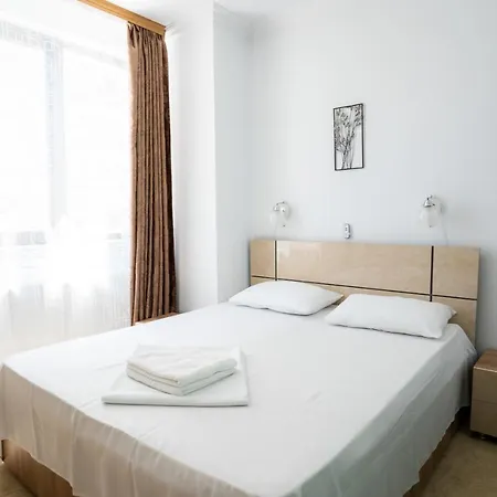 Solid דירה מאמאיה