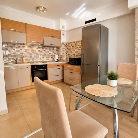 Apartment Solid Mamaia