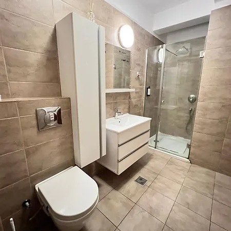 Solid Apartment *