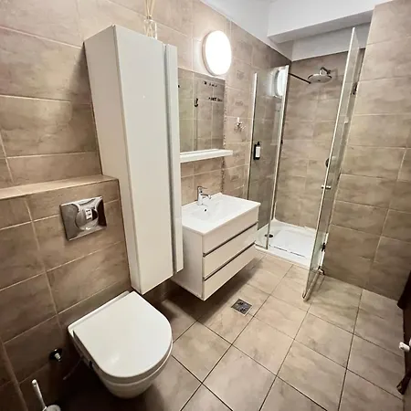 Solid Apartment