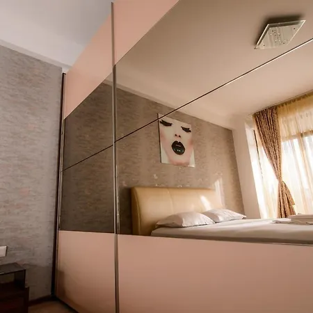 Solid דירה מאמאיה