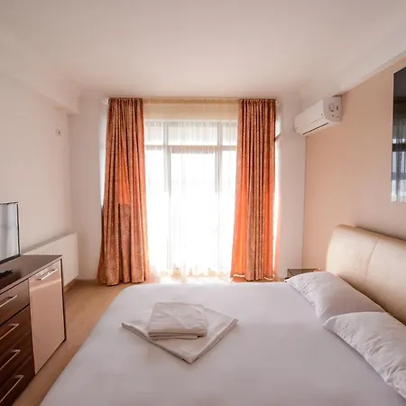 Apartment Solid Mamaia